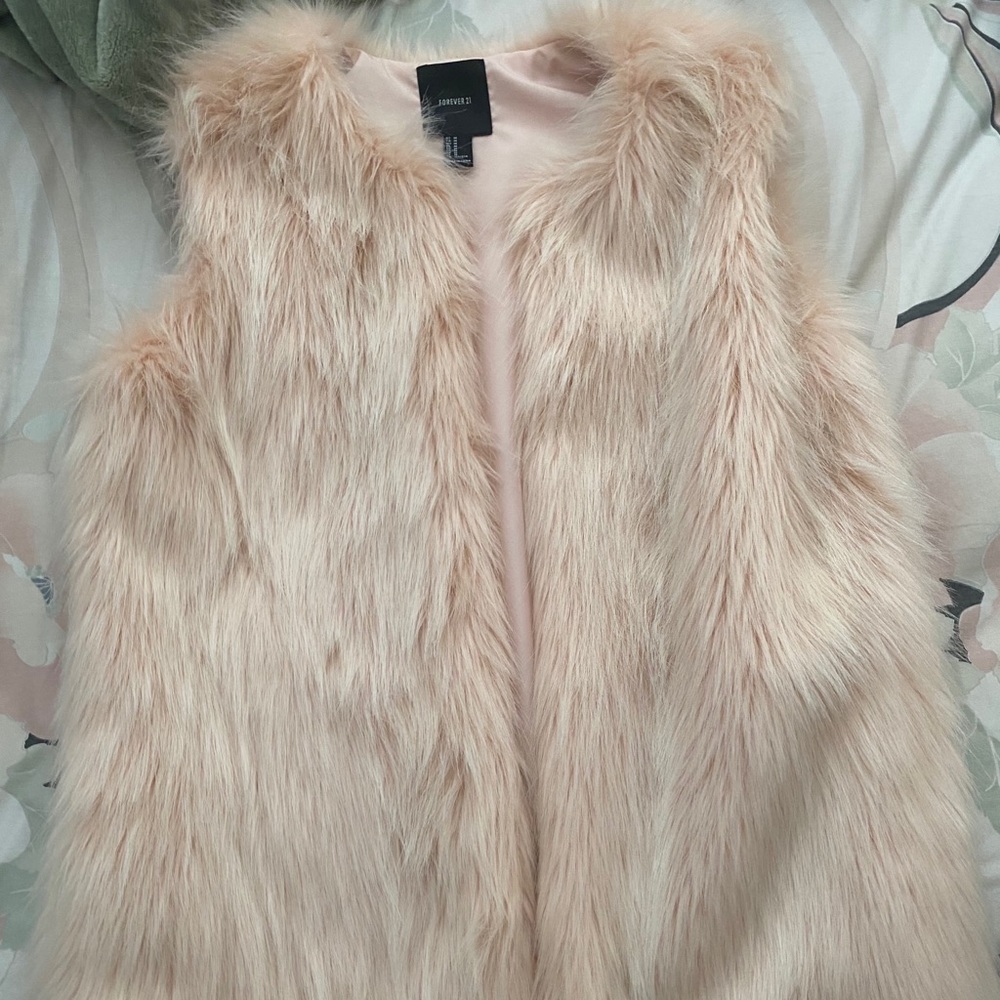 BABY PINK VEST